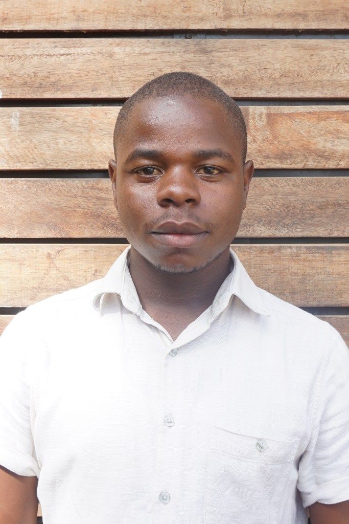 Moses Bitolo Bisitsa, Caregiver